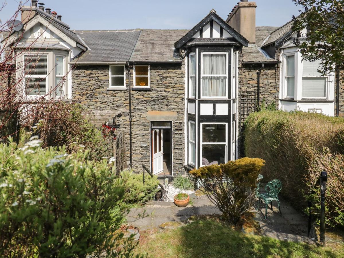 Honeysuckle Cottage, Craig Walk 보우네스온윈더미어 외부 사진